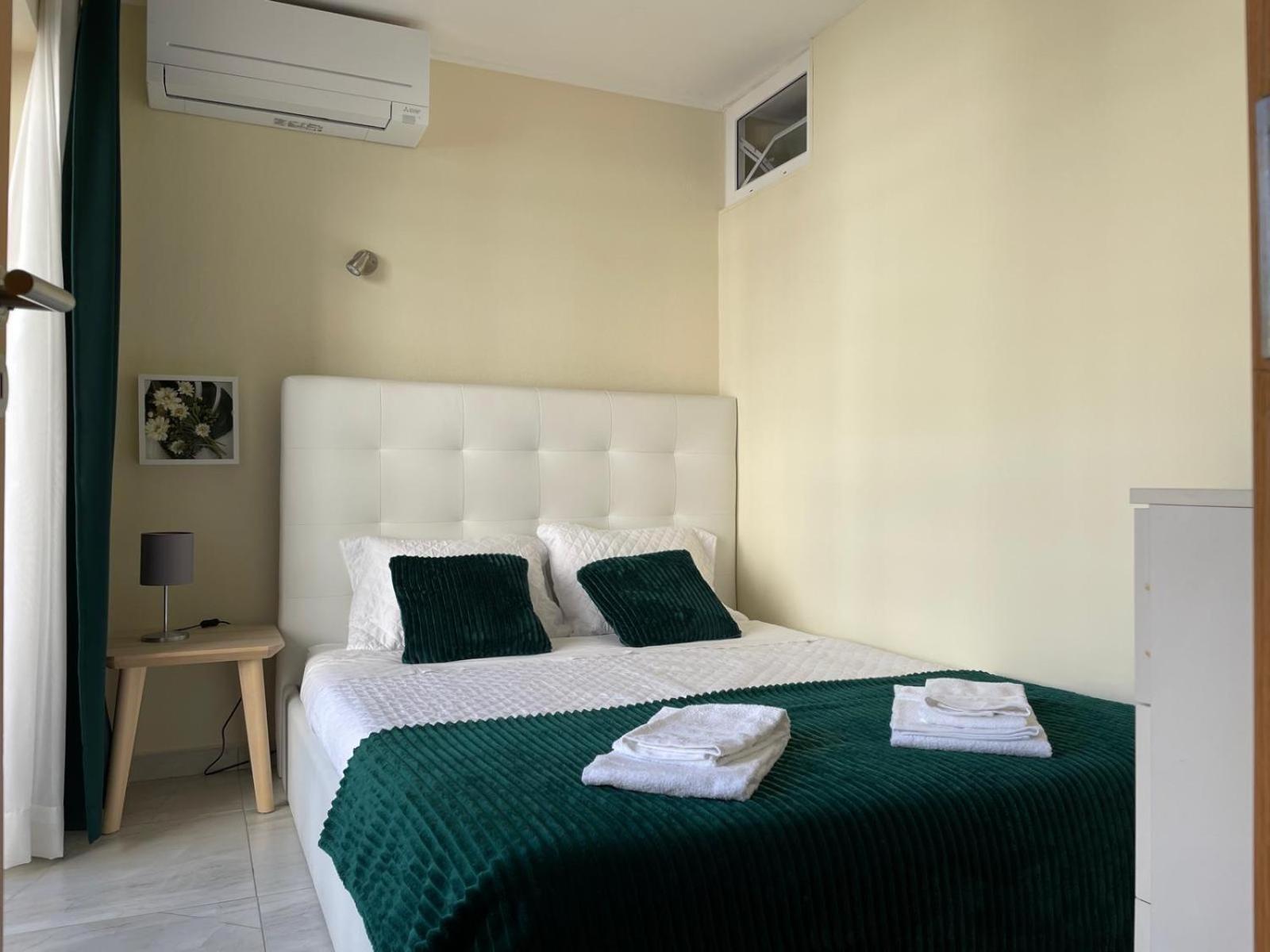 T2 With Pool, 300M From The Beach ปอร์ติเมา ภายนอก รูปภาพ